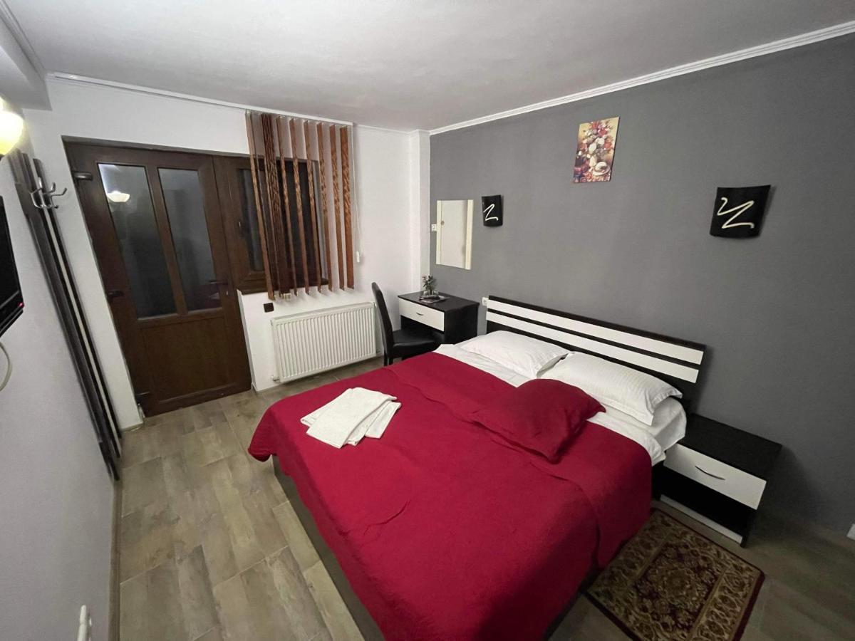 Casa Floraly Hotel Brasov Exterior photo