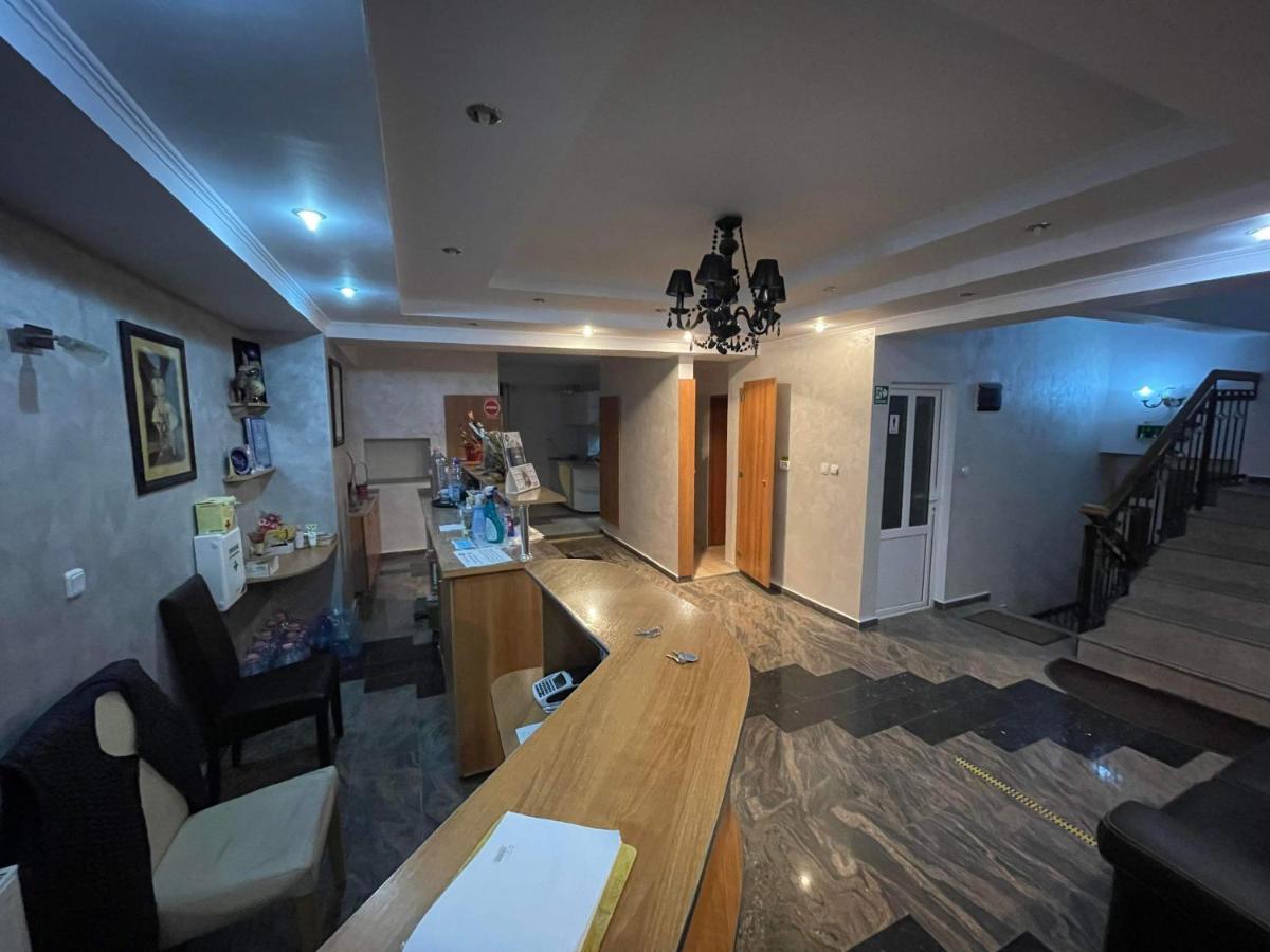 Casa Floraly Hotel Brasov Exterior photo